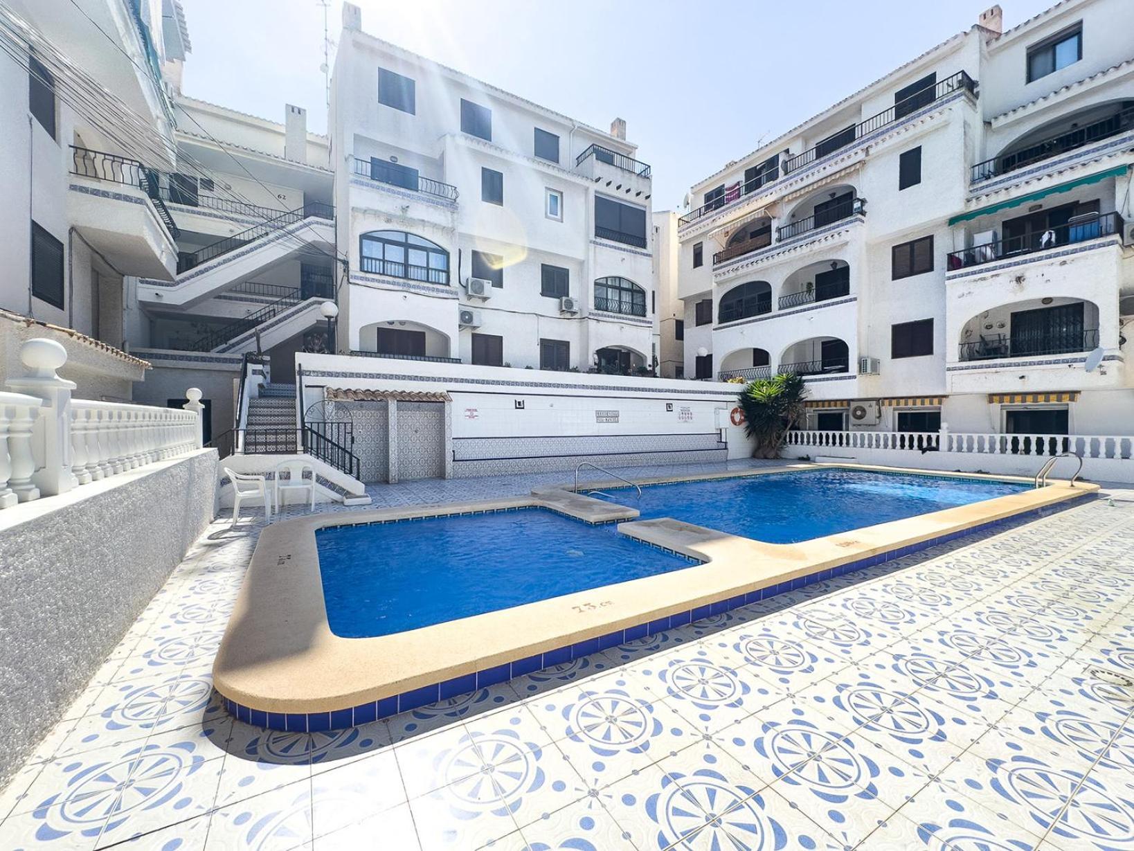 Apartment Residential With Pool, 500 Meters To The