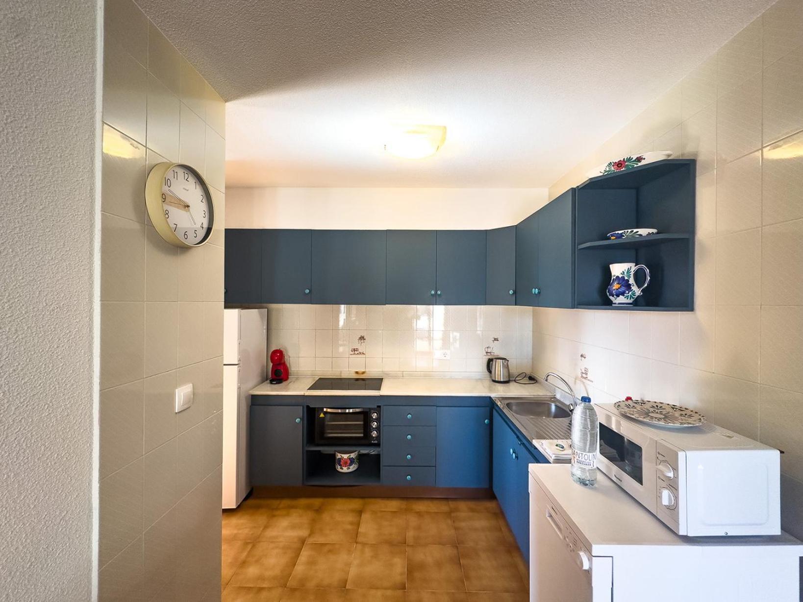 Apartment Residential With Pool, 500 Meters To The *